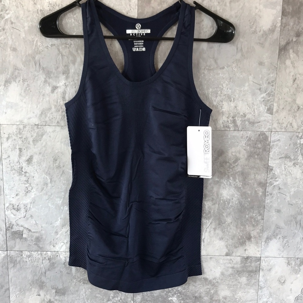 Sweet Romeo Active Womens Seamless Tank Top